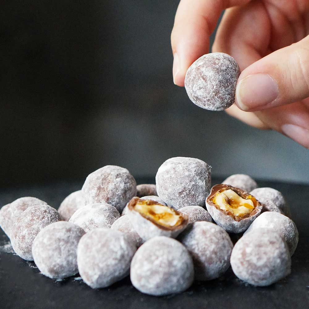 プティショコラ　ー キャラメルヘーゼルナッツミルクチョコレート ー