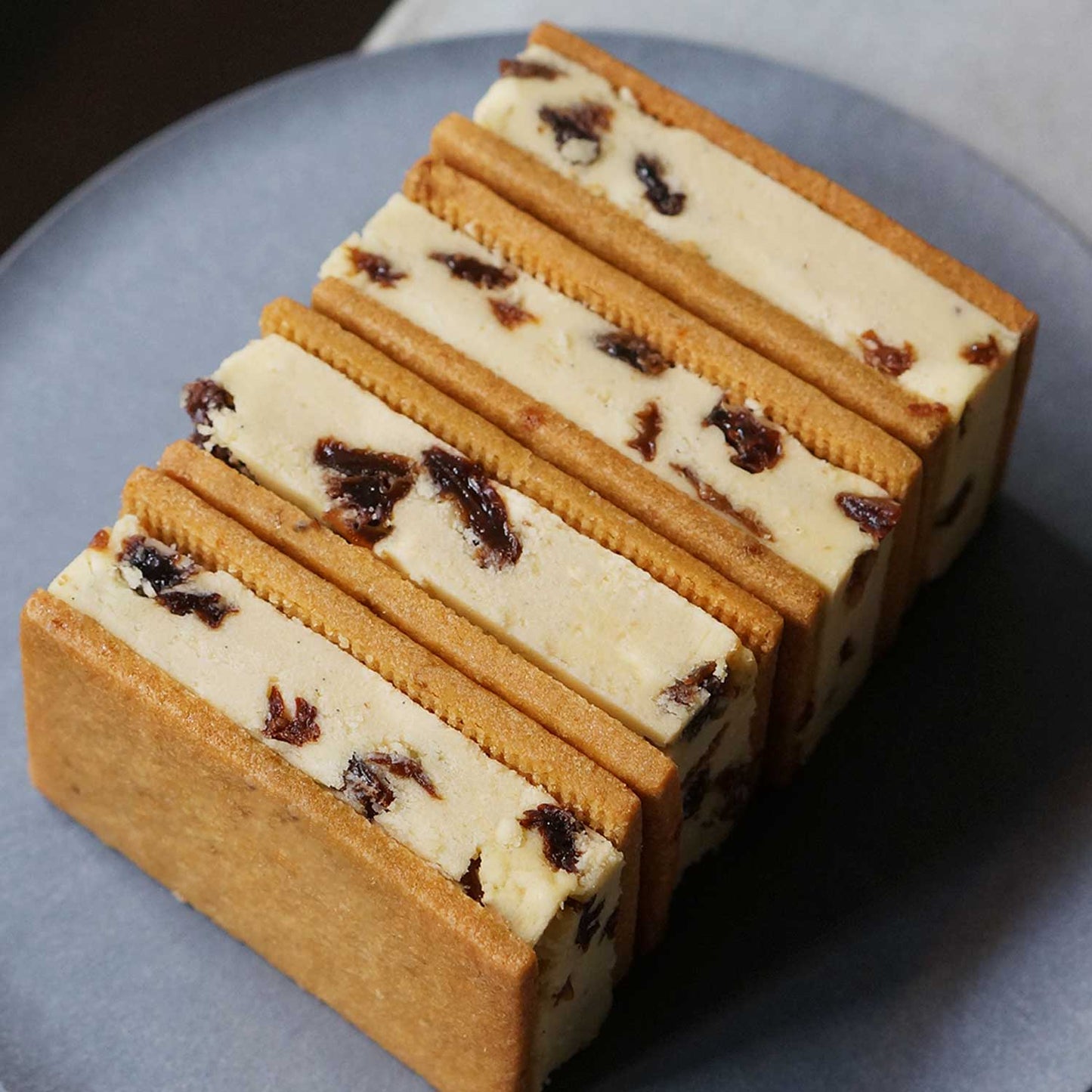 プレミアムバターサンド 芋×レーズン